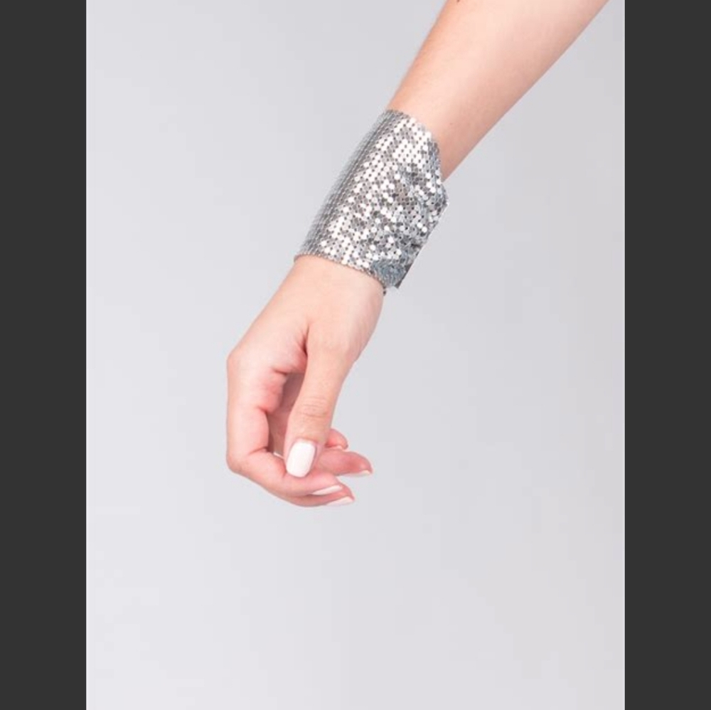 NWT ICONIC PACO RABANNE PIXEL CUFF BRACELET - Picture 3 of 8